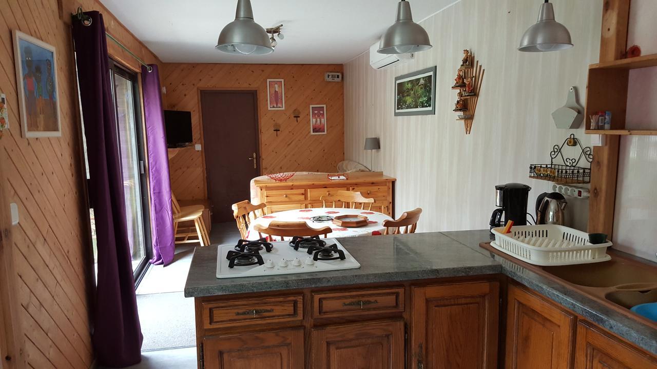 Отель Camping La Viotterie La Boissiere  Экстерьер фото
