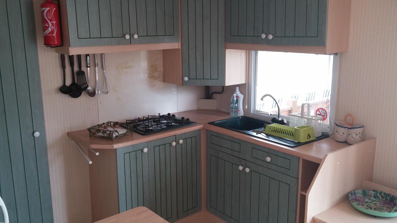 Отель Camping La Viotterie La Boissiere  Экстерьер фото