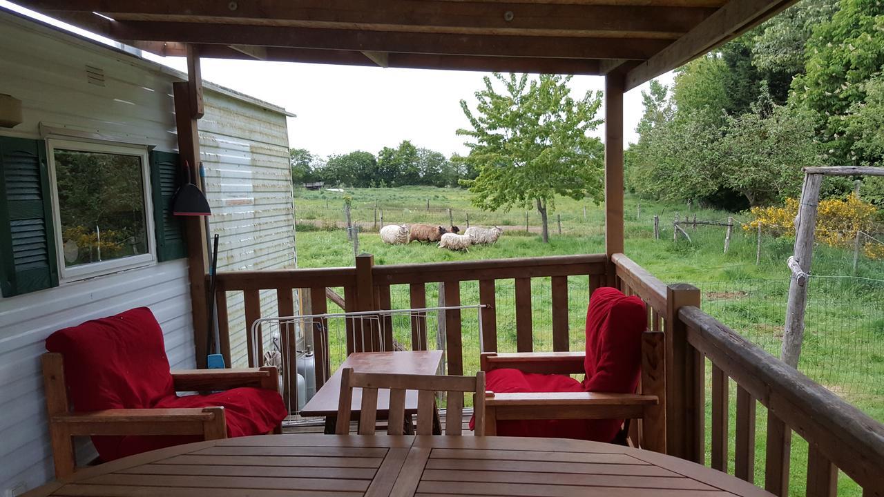 Отель Camping La Viotterie La Boissiere  Экстерьер фото