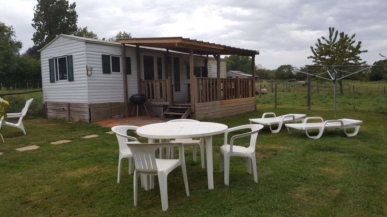 Отель Camping La Viotterie La Boissiere  Экстерьер фото